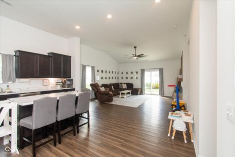 2019 Red Oak Court Shelbyville IN 46176