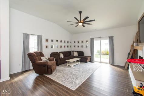 2019 Red Oak Court Shelbyville IN 46176