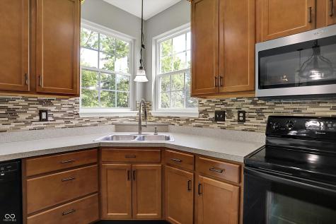 1343 Turfway Drive Avon IN 46123