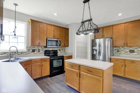 1343 Turfway Drive Avon IN 46123