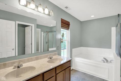 1343 Turfway Drive Avon IN 46123