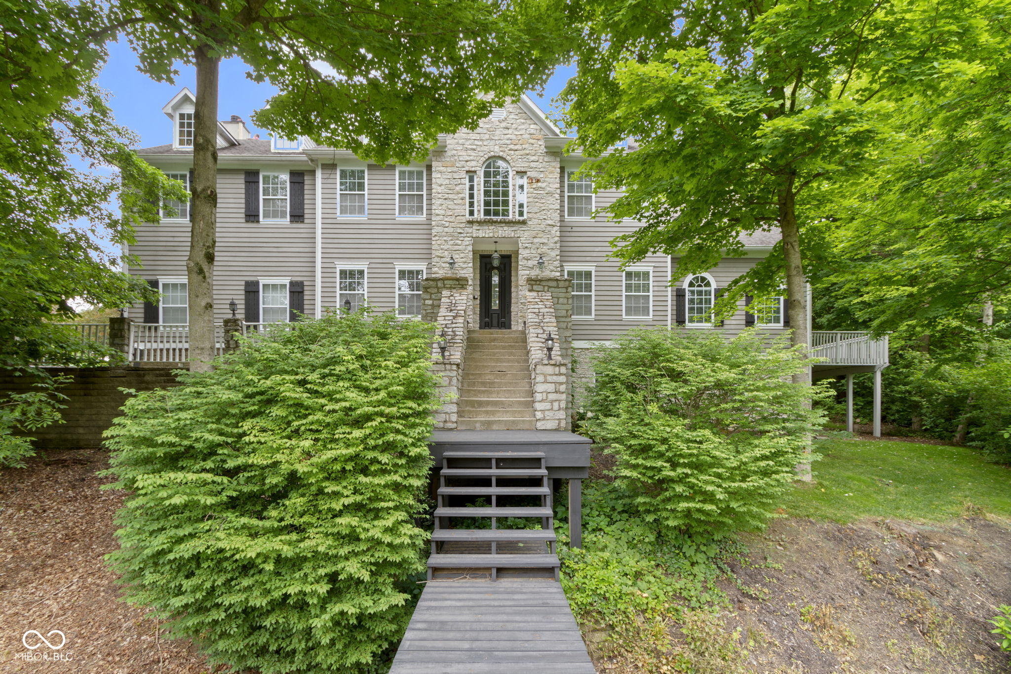 9985 Ford Valley Lane Zionsville IN 46077