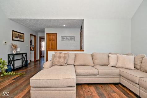 420 Jaynes Circle Greenwood IN 46142
