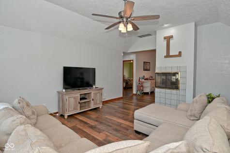 420 Jaynes Circle Greenwood IN 46142