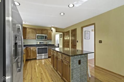 1285 Woodgate Drive Carmel IN 46033