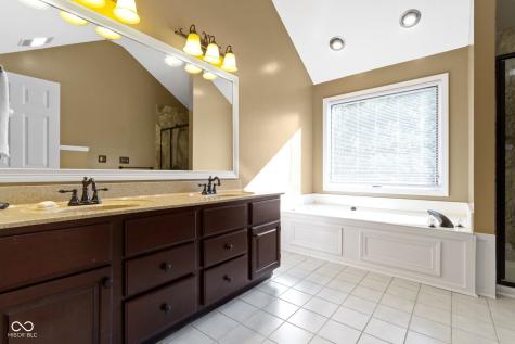 1285 Woodgate Drive Carmel IN 46033