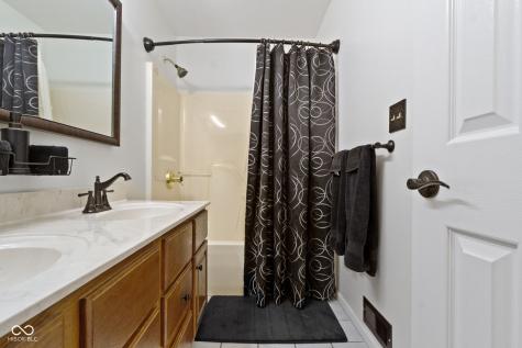 1285 Woodgate Drive Carmel IN 46033