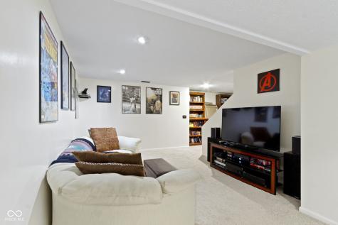 1285 Woodgate Drive Carmel IN 46033