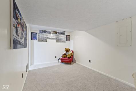 1285 Woodgate Drive Carmel IN 46033