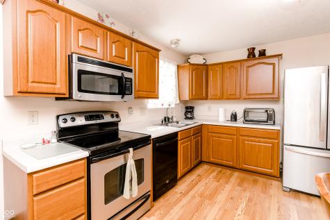 7916 Grand Gulch Drive Indianapolis IN 46239