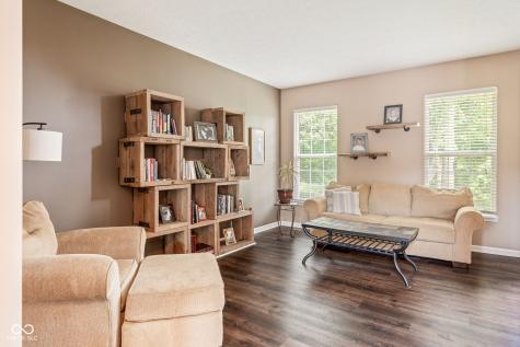 13861 Barberry Court Carmel IN 46033