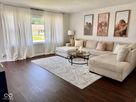 202 Wayside Drive Plainfield IN 46168