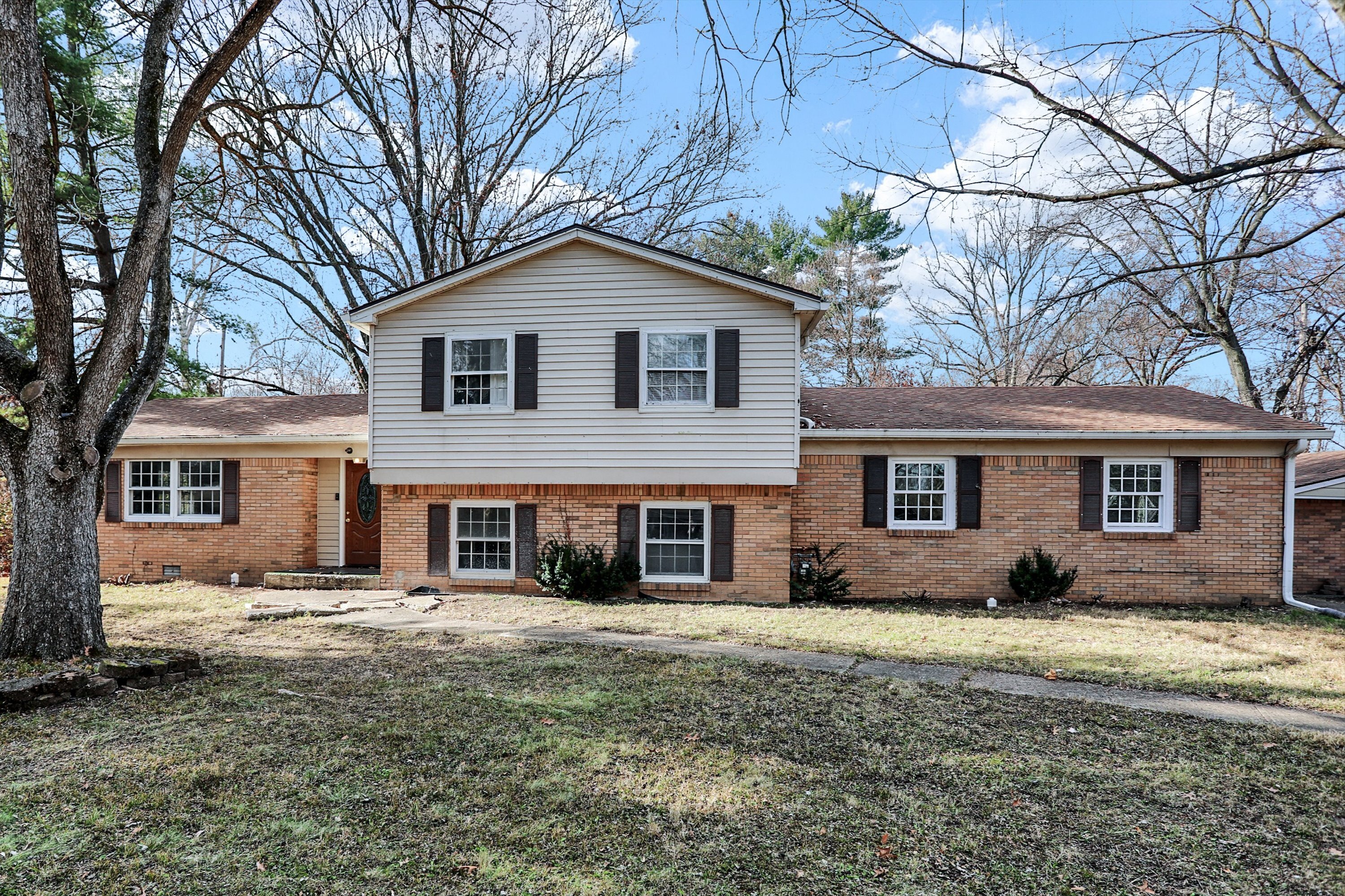 5564 Chester Lane Indianapolis IN 46220