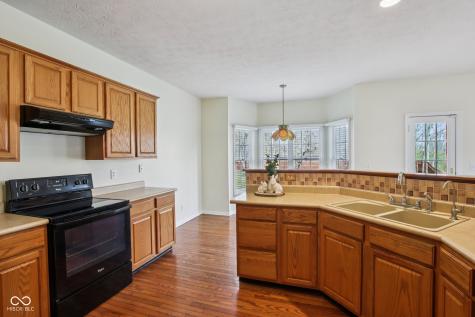 9402 Greenthread Lane Zionsville IN 46077