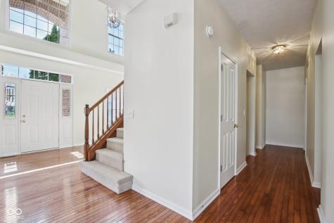 9402 Greenthread Lane Zionsville IN 46077