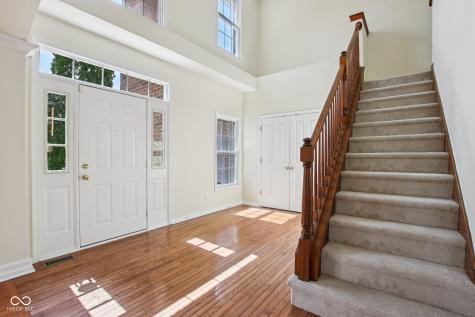 9402 Greenthread Lane Zionsville IN 46077