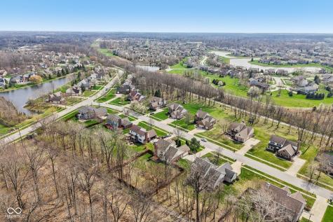 9402 Greenthread Lane Zionsville IN 46077