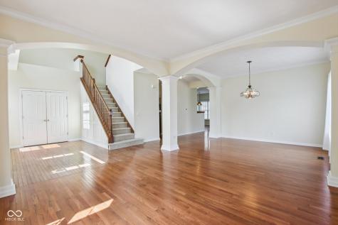 9402 Greenthread Lane Zionsville IN 46077