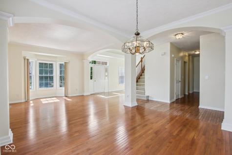 9402 Greenthread Lane Zionsville IN 46077