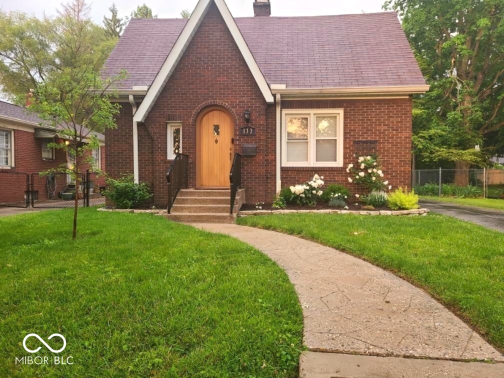 133 N Pasadena Street Indianapolis IN 46219