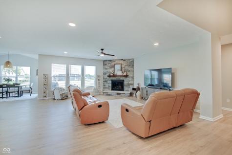 4068 Berry Chase Boulevard Greenwood IN 46143