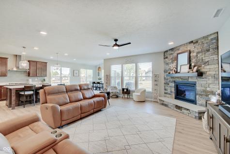4068 Berry Chase Boulevard Greenwood IN 46143