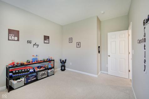 4068 Berry Chase Boulevard Greenwood IN 46143