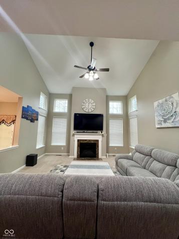 2504 Fawn Bluff Court Zionsville IN 46077