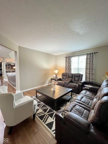 2504 Fawn Bluff Court Zionsville IN 46077