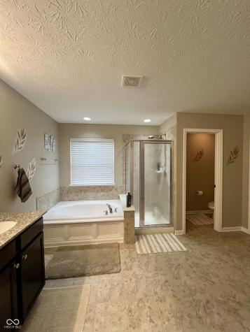 2504 Fawn Bluff Court Zionsville IN 46077
