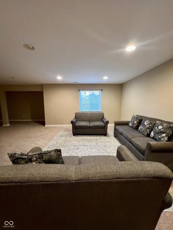 2504 Fawn Bluff Court Zionsville IN 46077