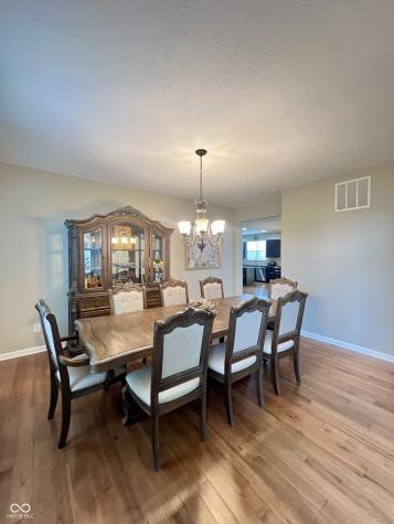 2504 Fawn Bluff Court Zionsville IN 46077