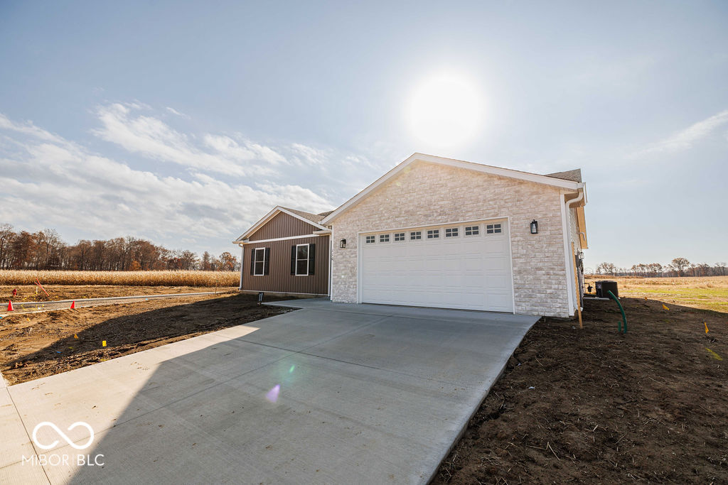 110 Pin Oak Road Spencer IN 47460