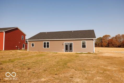 110 Pin Oak Road Spencer IN 47460