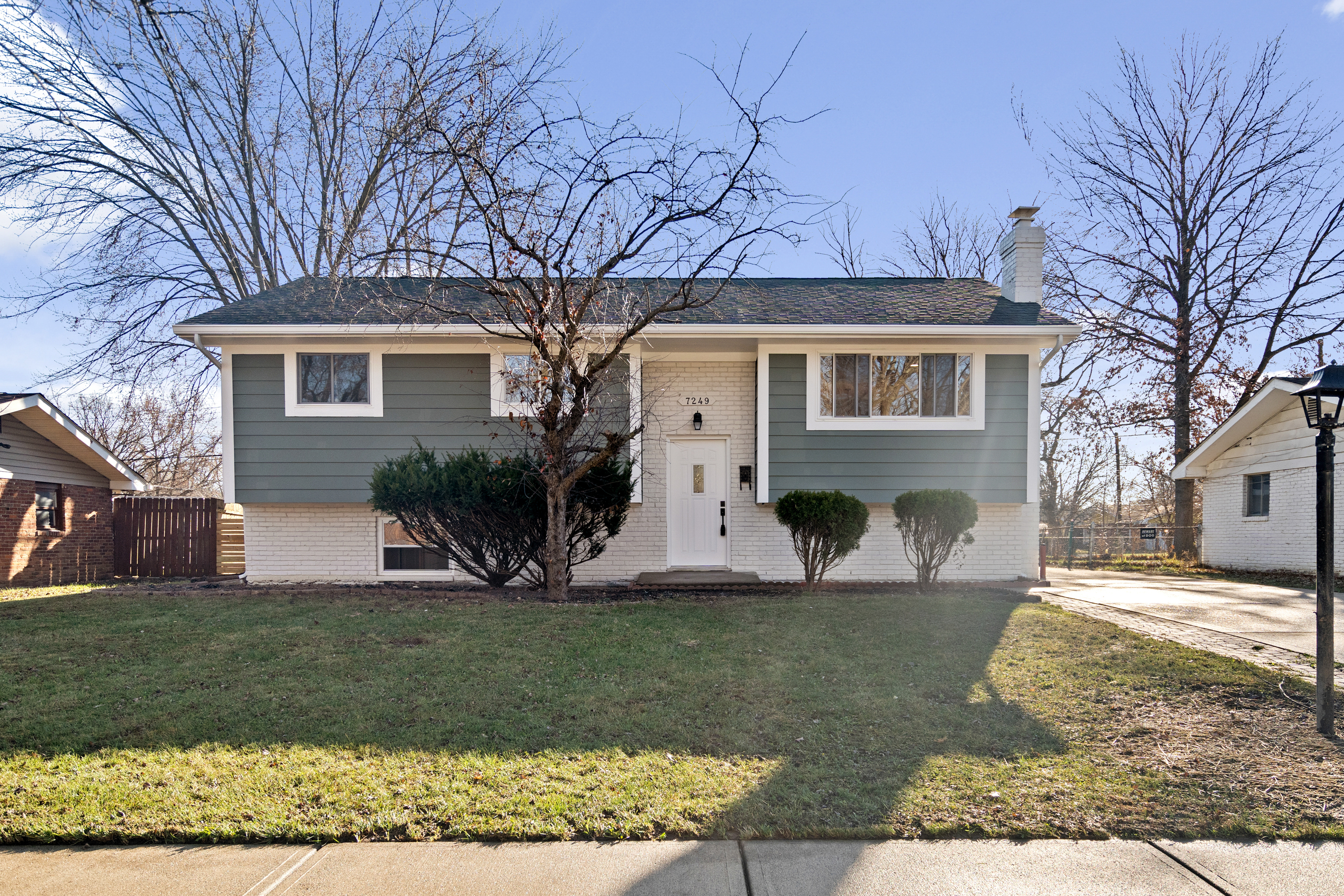 7249 E 52nd Street Indianapolis IN 46226