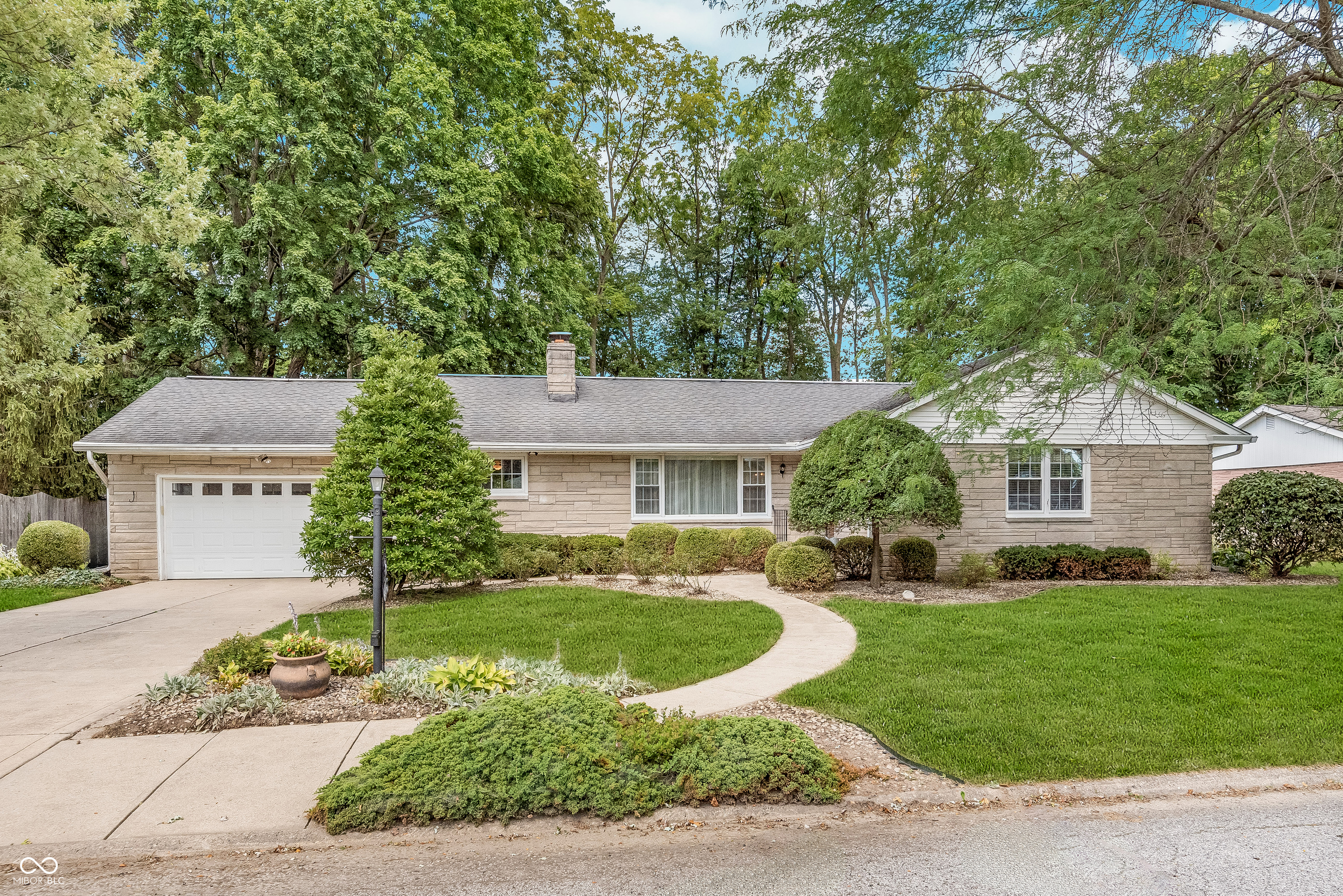 114 Grandison Road Greenfield IN 46140