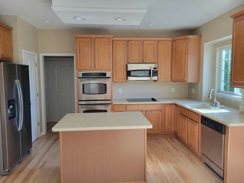 3856 Meadow Side Court Zionsville IN 46077