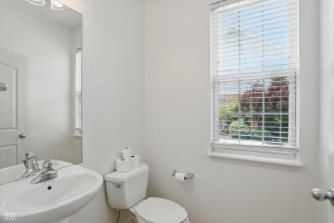 9318 Windrift Way Zionsville IN 46077