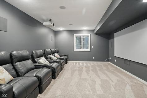 9318 Windrift Way Zionsville IN 46077