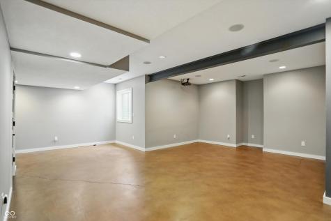 9318 Windrift Way Zionsville IN 46077