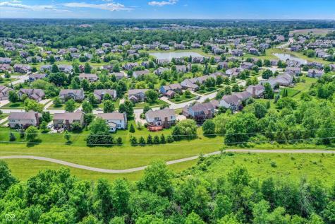 9318 Windrift Way Zionsville IN 46077