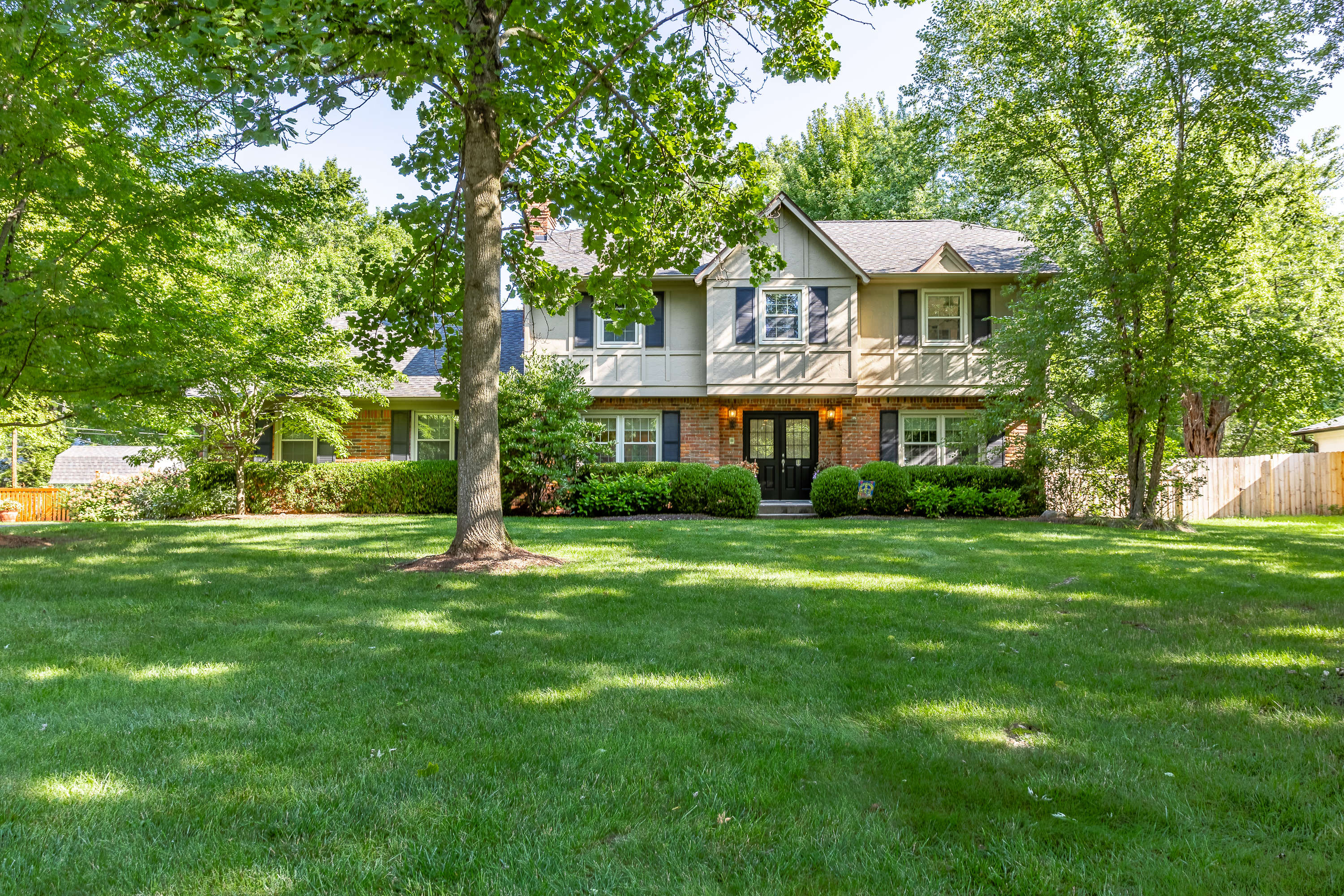 612 King Drive Indianapolis IN 46260