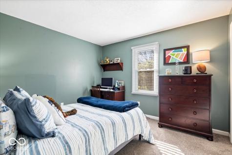 10495 Lakeshore Place Carmel IN 46033