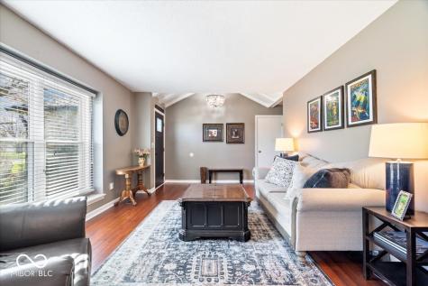 10495 Lakeshore Place Carmel IN 46033