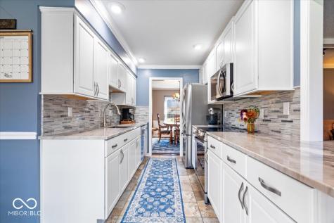 10495 Lakeshore Place Carmel IN 46033