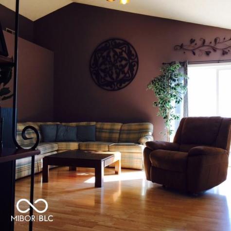 2737 Dawnlake Drive Indianapolis IN 46217