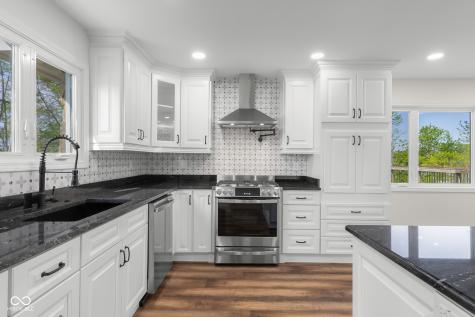 3532 Shoshonee Drive Columbus IN 47203