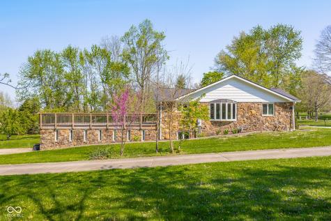 3532 Shoshonee Drive Columbus IN 47203