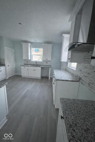 2202 Fletcher Street Anderson IN 46016