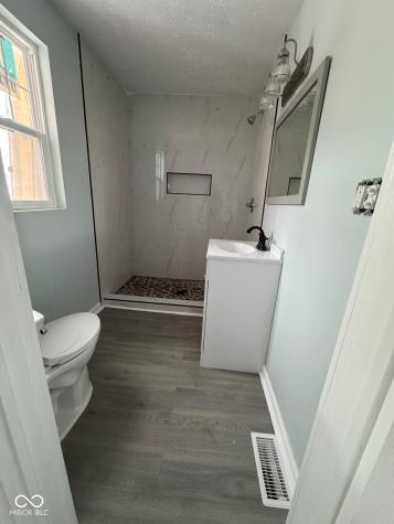 2202 Fletcher Street Anderson IN 46016